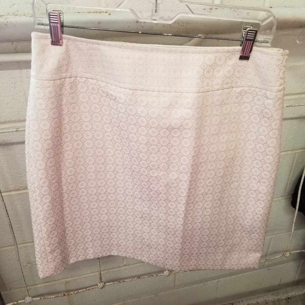 Ann Taylor 8 Cream w Gold Dots Pencil Skirt